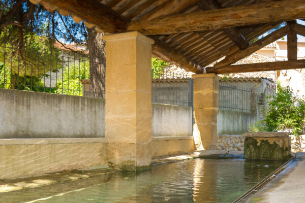 Lavoir de Saint-Roman-de-Malegarde