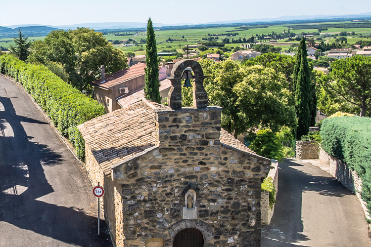 Chapelle à Cairanne.